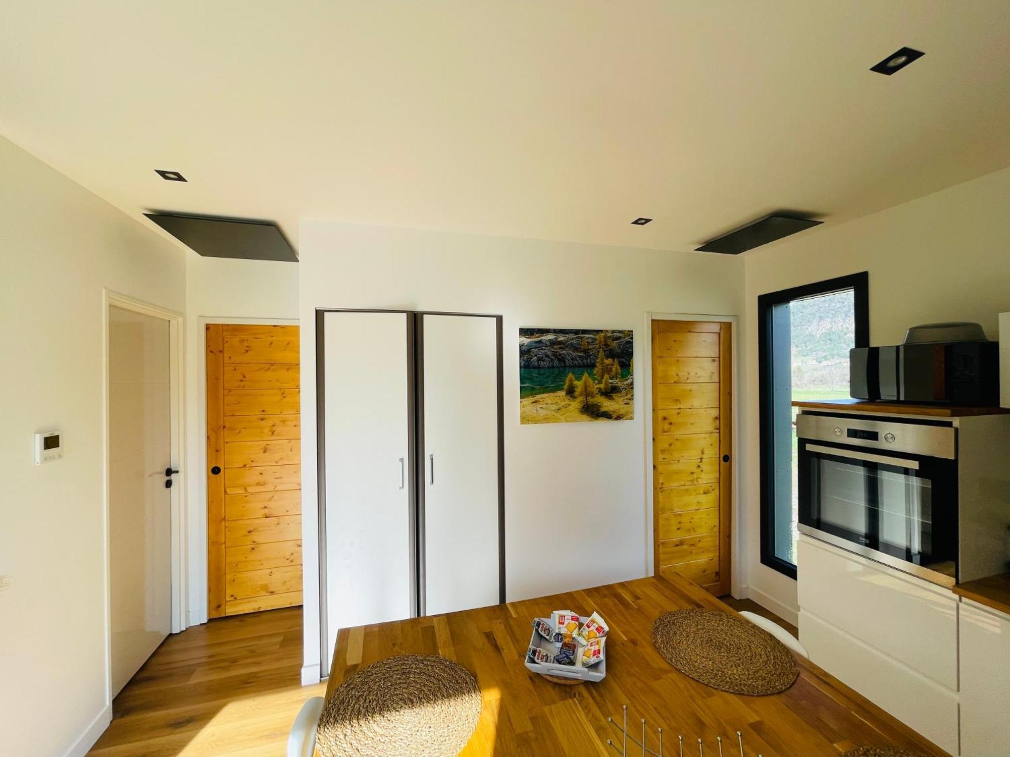 Charmant Logement Entre Lac Et Montagne Rochebrune エクステリア 写真